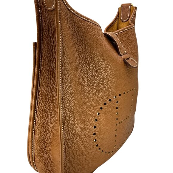 Hermes Evelyne III Taurillon Clemence GM Crossbody Bag - Picture 4 of 12